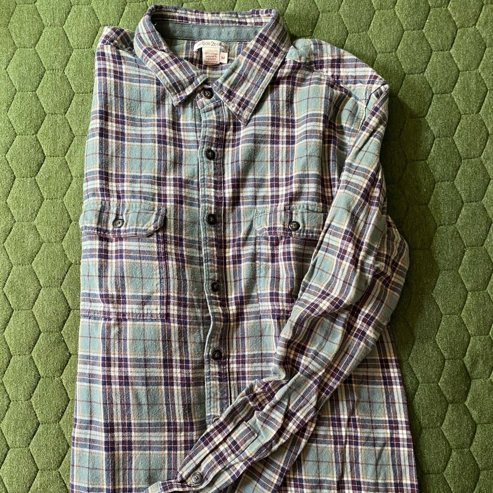 Long sleeve casual shirt